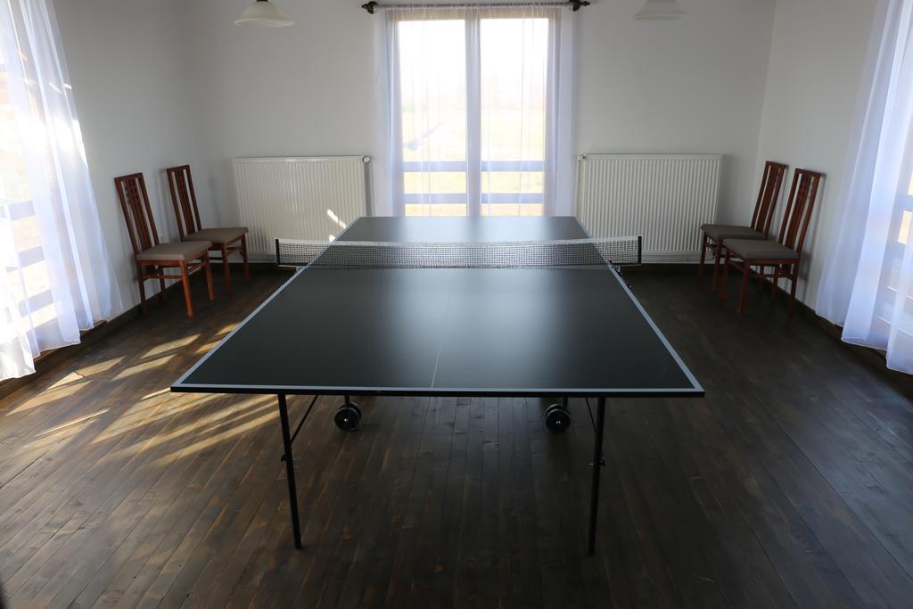 Hotel Ezuestfenyo Agroturisztikai Panzio à Borzont Extérieur photo